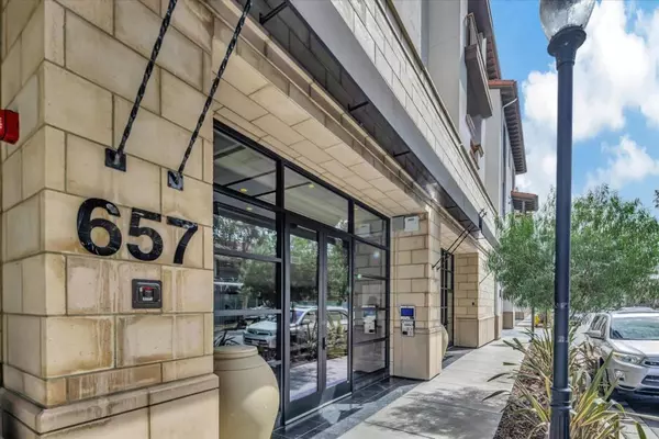 657 Walnut ST #437, San Carlos, CA 94070