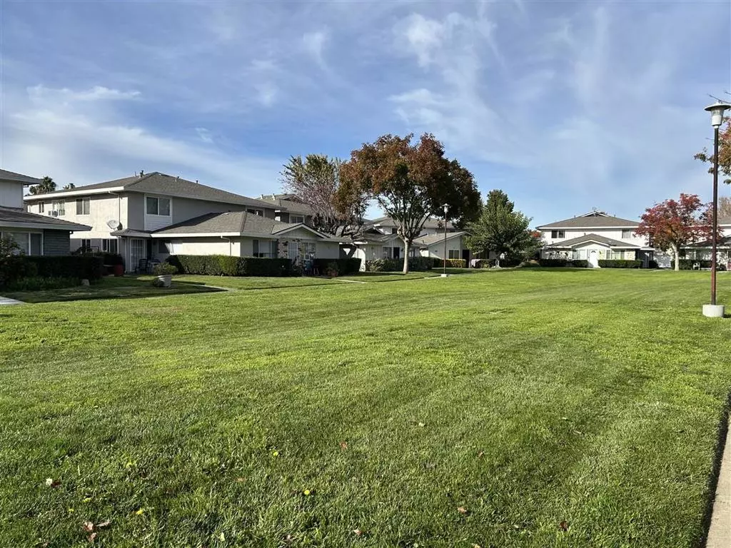 San Jose, CA 95123,5486 Tradewinds Walkway #1