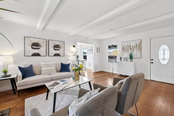 East Palo Alto, CA 94303,2352 Menalto AVE