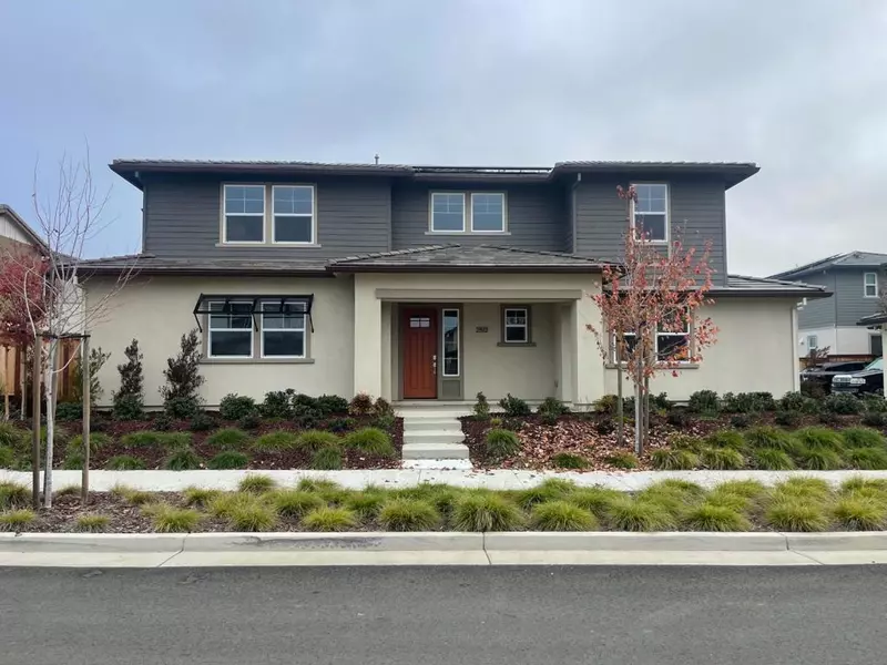 2513 Lake Club DR, Fairfield, CA 94533