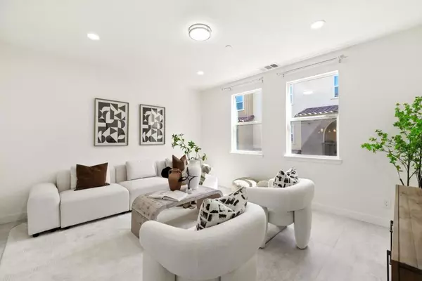 Sunnyvale, CA 94085,930 Highland TER