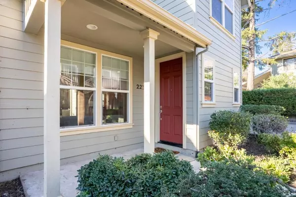 Santa Cruz, CA 95060,223 Button ST