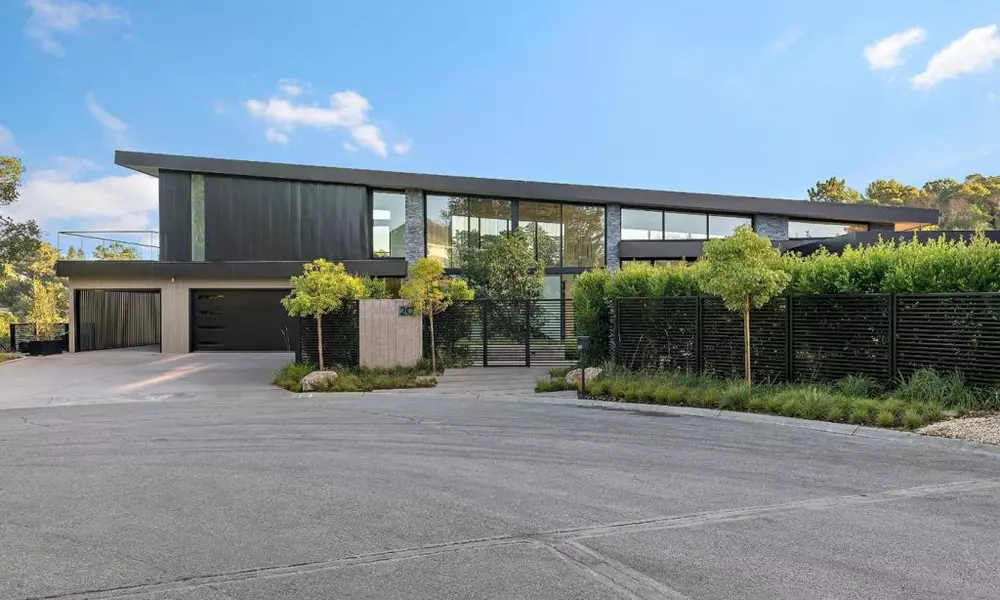 20 Pine CT, Hillsborough, CA 94010