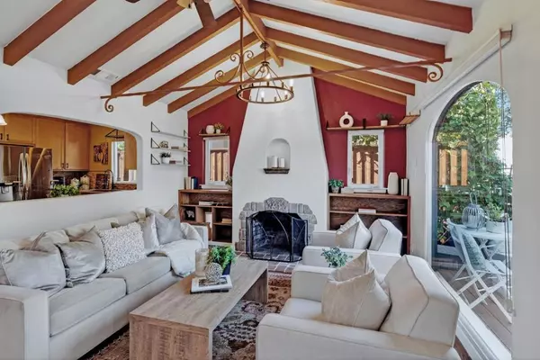 Palo Alto, CA 94306,2100 Oberlin ST