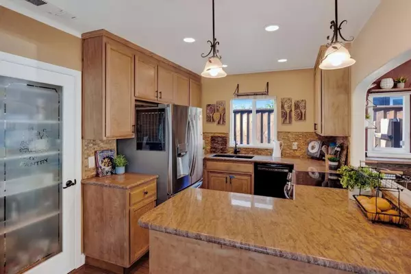 Palo Alto, CA 94306,2100 Oberlin ST