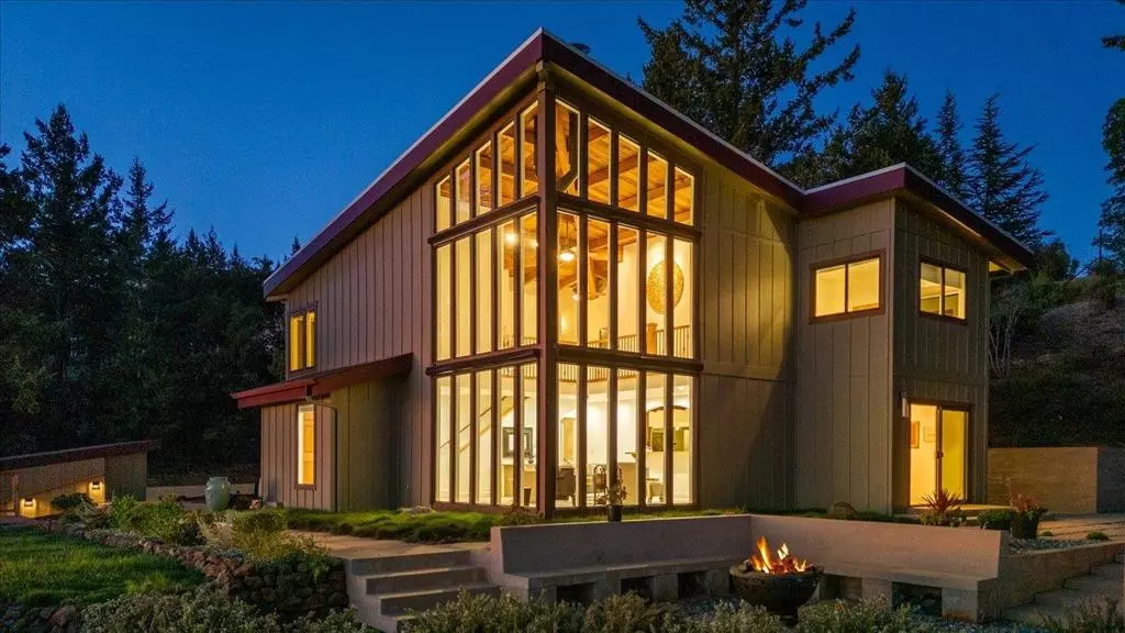 Los Gatos, CA 95033,580 Rancho Prieta RD