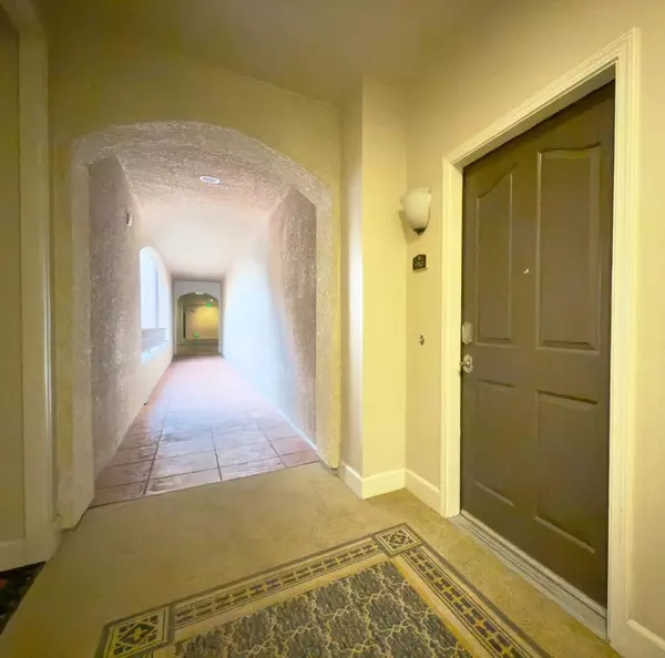 San Jose, CA 95128,801 S Winchester BLVD #4310