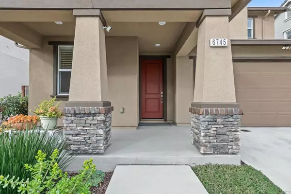 Newark, CA 94560,6745 Guitarfish WAY