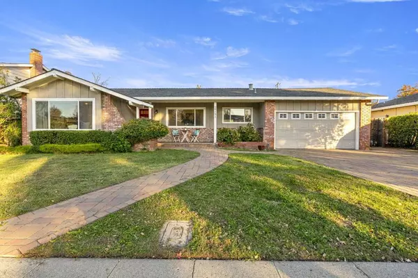 Mountain View, CA 94040,2741 Doverton SQ