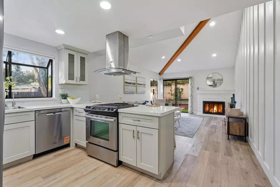 586 Old Evans RD, Milpitas, CA 95035