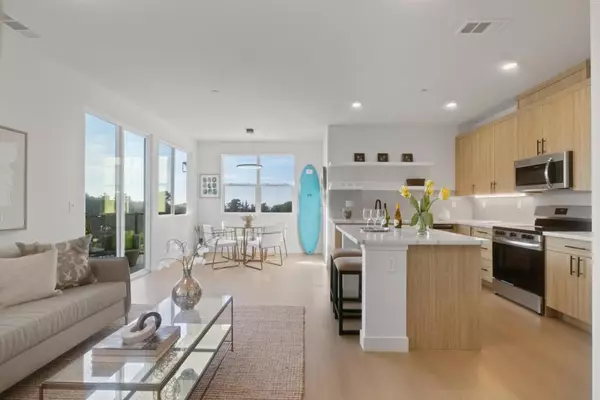 809 Fassler AVE, Pacifica, CA 94044