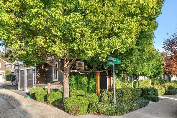 Redwood City, CA 94061,1587 Kentfield AVE