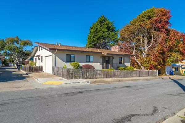 Pacific Grove, CA 93950,142 11th ST