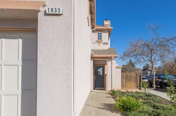 Salinas, CA 93906,1935 Bradbury ST