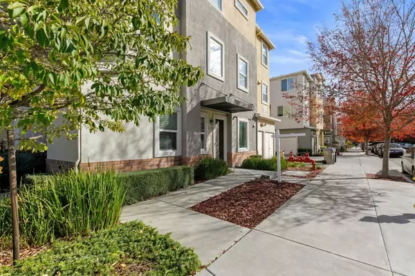 San Jose, CA 95131,1038 Giacomo LN