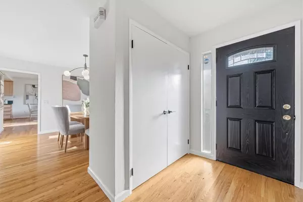 Danville, CA 94526,438 Sycamore Hill DR