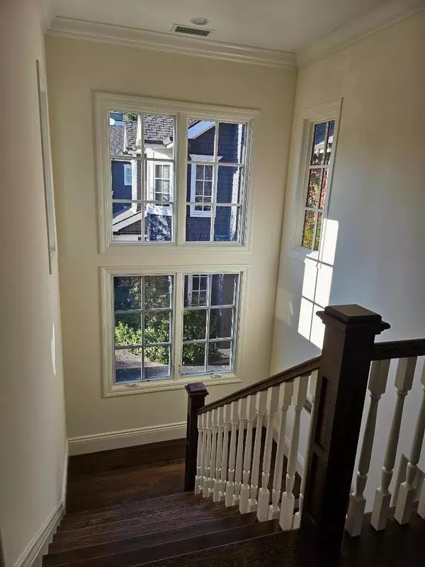 Menlo Park, CA 94025,919 Fremont Place