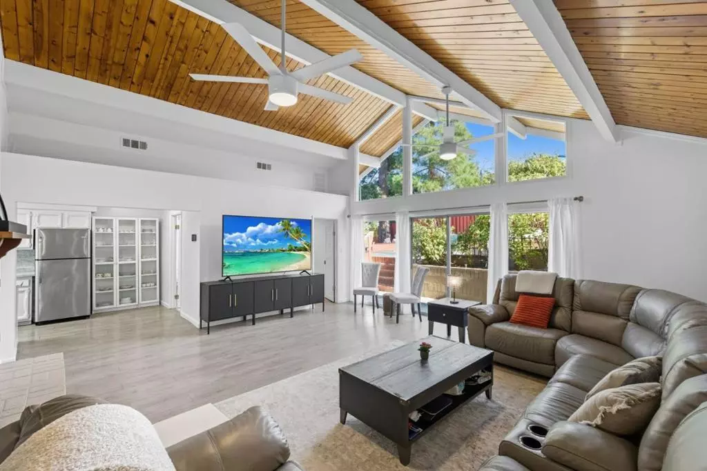 San Mateo, CA 94403,217 W 40th AVE