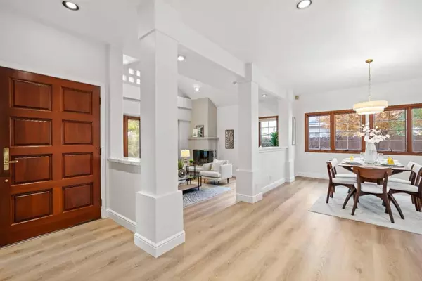 Atherton, CA 94027,90 Walnut AVE