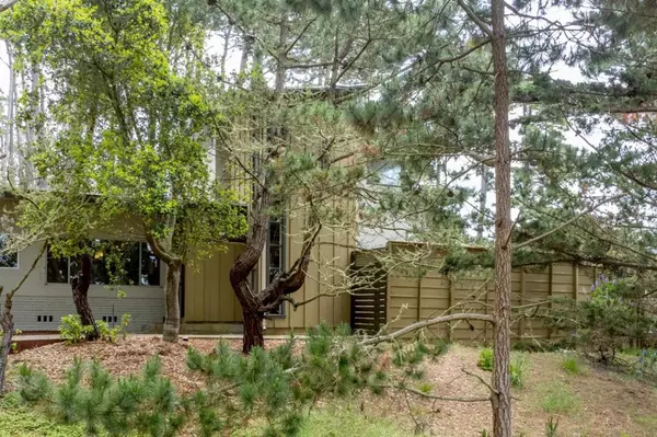 Pebble Beach, CA 93953,4021 Sunridge RD