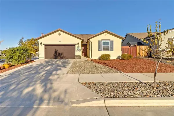 215 Lucero DR, Hollister, CA 95023