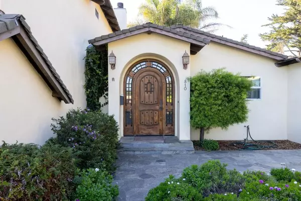 Del Rey Oaks, CA 93940,810 Altura PL