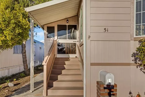 Marina, CA 93933,3128 Crescent AVE