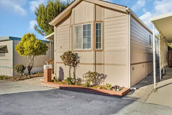 Marina, CA 93933,3128 Crescent AVE