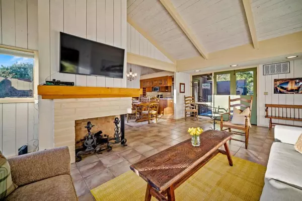 Carmel, CA 93923,7026 Valley Greens CIR #21