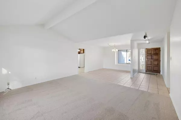 Half Moon Bay, CA 94019,754 Vasques DR