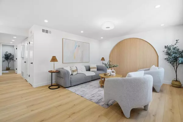 Campbell, CA 95008,816 Marilyn DR