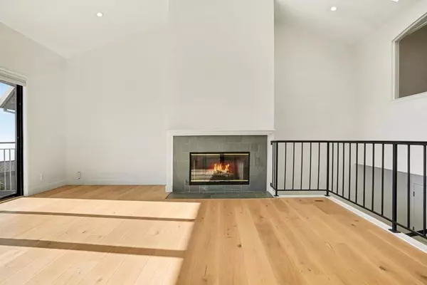 Oakland, CA 94618,29 Starview DR