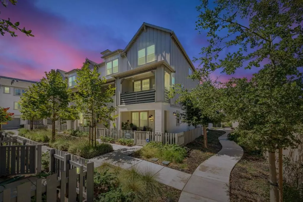 Morgan Hill, CA 95037,32 Seda LN