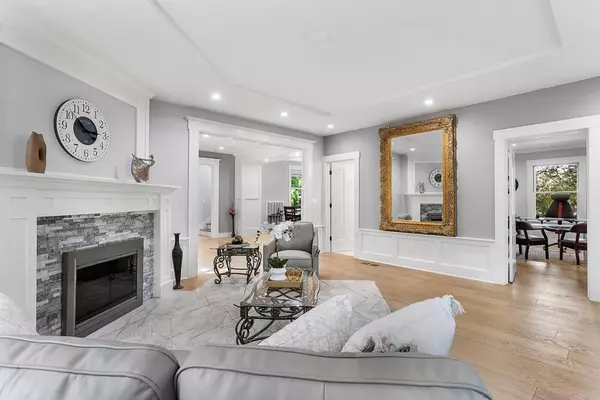 Saratoga, CA 95070,14275 Saratoga AVE