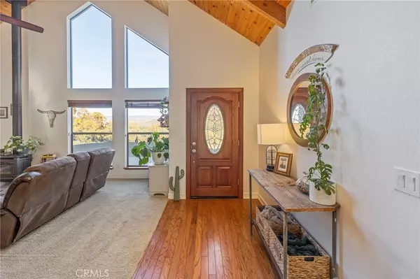 Mariposa, CA 95338,5662 Lakeside DR