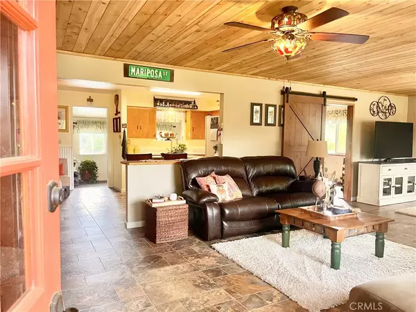 Mariposa, CA 95338,5327 Carleton RD