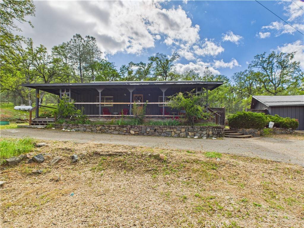 5829 E Whitlock RD, Mariposa, CA 95338