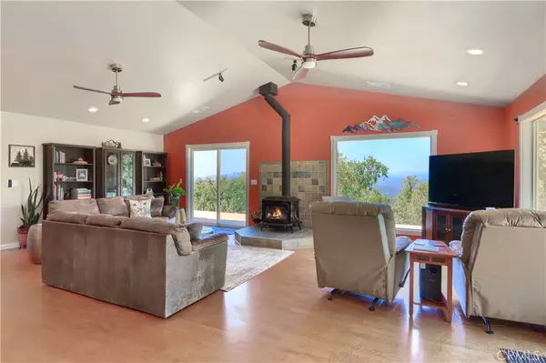 Midpines, CA 95338,6097 Sherlock RD