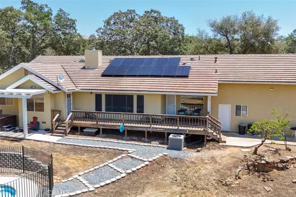 Catheys Valley, CA 95306,2630 Oak Woods CT
