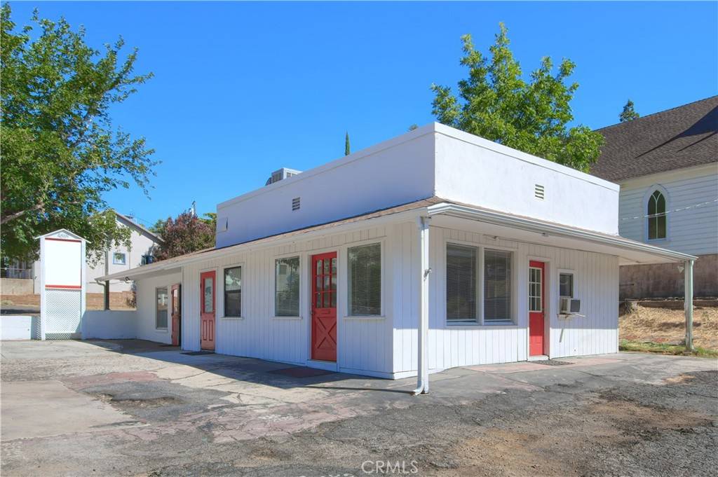 Mariposa, CA 95338,5010 State Highway 140