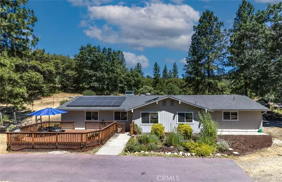 45315 Forest Ridge DR, Ahwahnee, CA 93601