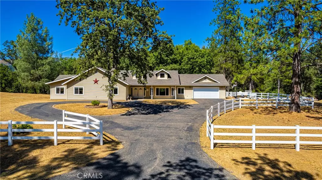 Mariposa, CA 95338,5700 Glacier Point DR