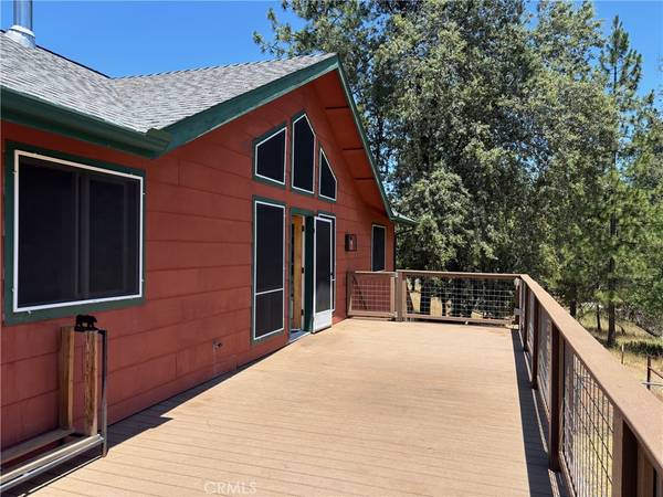 Mariposa, CA 95338,5906 Pine Top DR