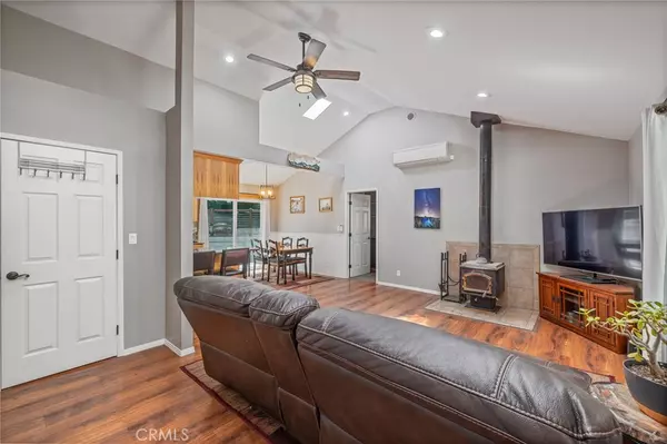 Mariposa, CA 95338,7082 Hites Cove RD