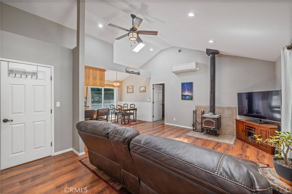 Mariposa, CA 95338,7082 Hites Cove RD