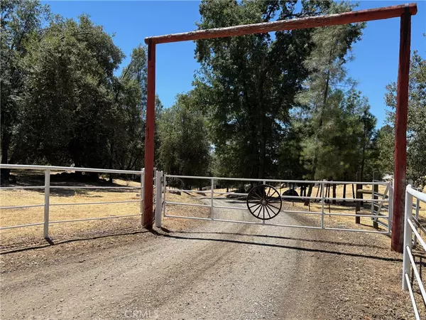 Mariposa, CA 95338,5722 Darrah RD