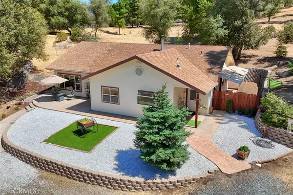 5722 Darrah RD, Mariposa, CA 95338