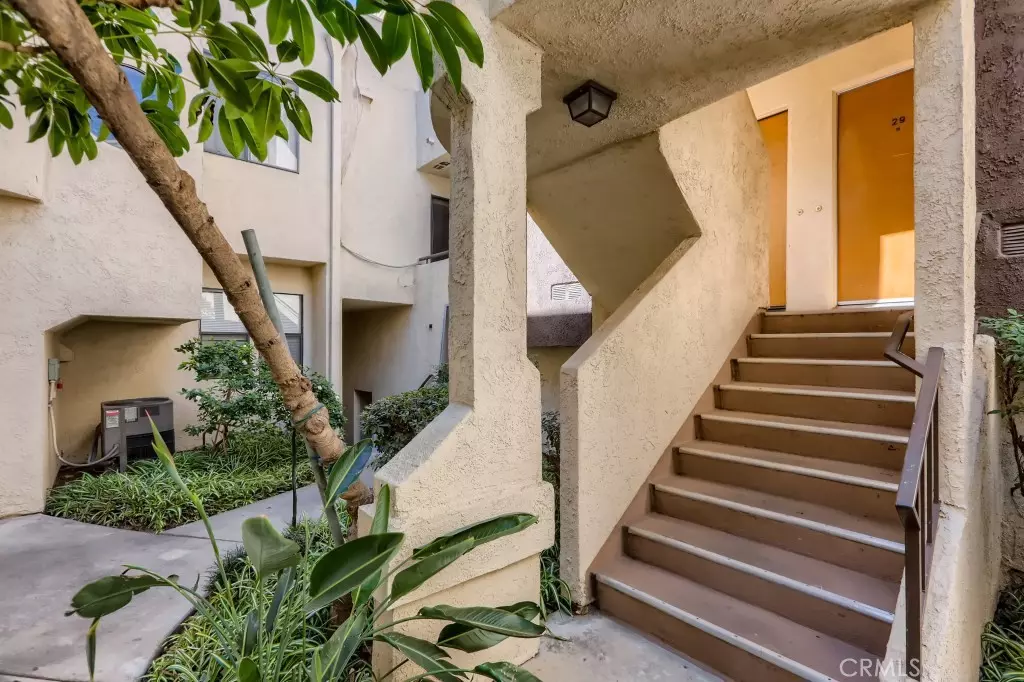 Sylmar, CA 91342,13825 Beaver ST #26