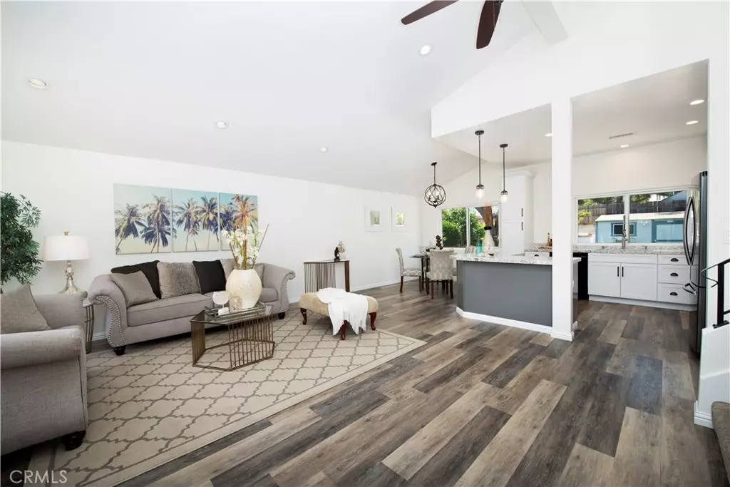 Encinitas, CA 92024,156 Cerro ST