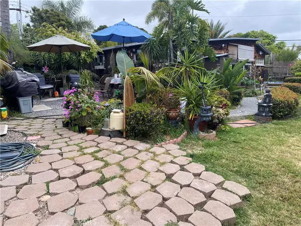 Encinitas, CA 92024,890 Capri RD